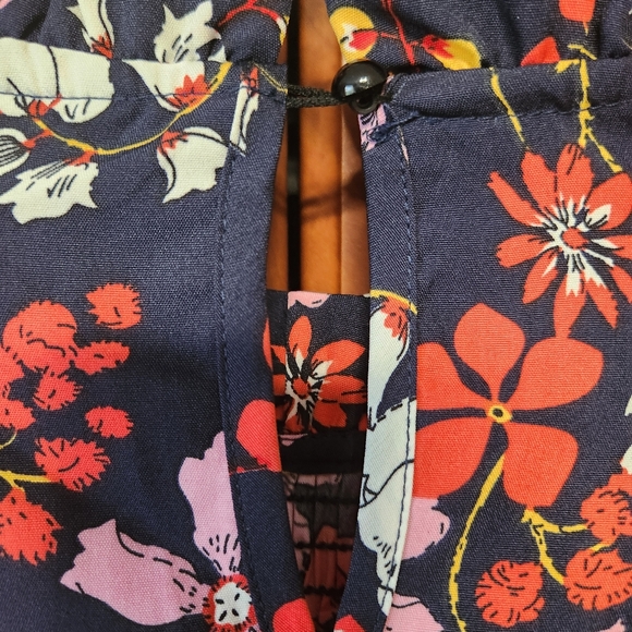 Bloomchic floral dress with front smocking - Picture 3 of 7